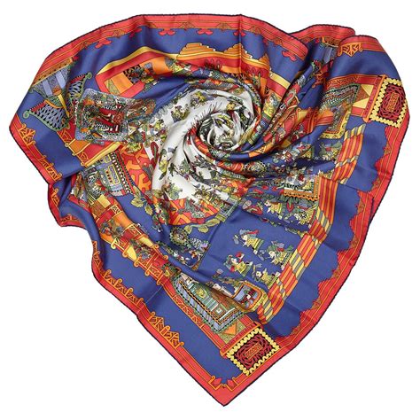 Foulard en soie twilly 86 Hermès Bleu en Soie .